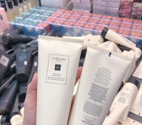 SỮA TẮM TẨY DA CHẾT JO MALONE 
