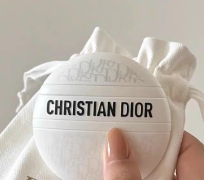 KEM TAY HƯƠNG NƯỚC HOA DIOR 