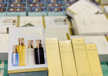 SET DƯỠNG DA LA MER 4 MÓN