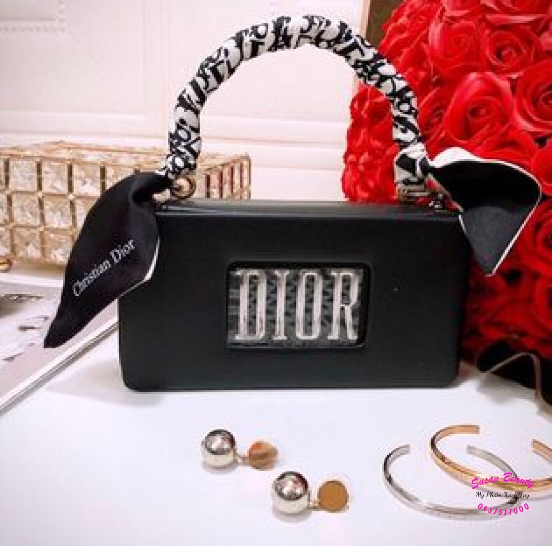 CLUTCH DIOR GIFT VIP CÓ GƯƠNG